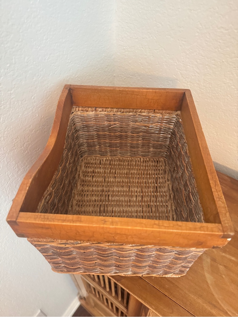 Rustic Woven Basket with Wooden Frame 11"x9"x7.5" Vintage Charm for Home - Picture 10 of 14